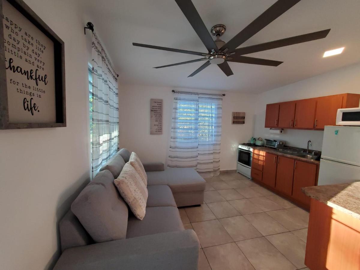 Aguadilla Sunrise Apt With Ac Wifi 8 Minute Walk From Crashboat Beach Ngoại thất bức ảnh